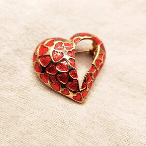 Heart Brooch Gold Tone Red Enamel Pattern Love Romantic Pin Unsigned